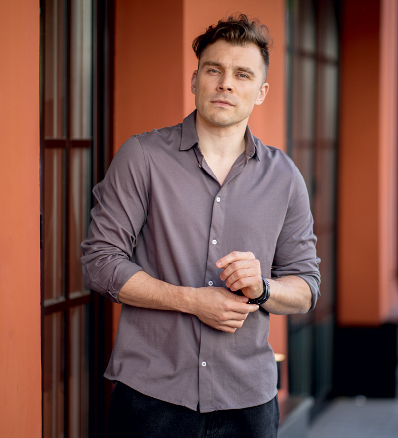 "Я увидел, чем все может закончиться, причем буквально – я ездил забирать брата, примерял костюм на себя, чтобы его одеть, перевозил гроб"