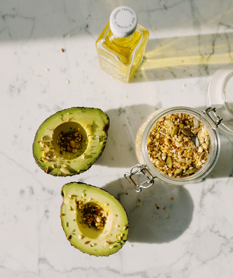 Магнием богаты авокадо и семена тыквы