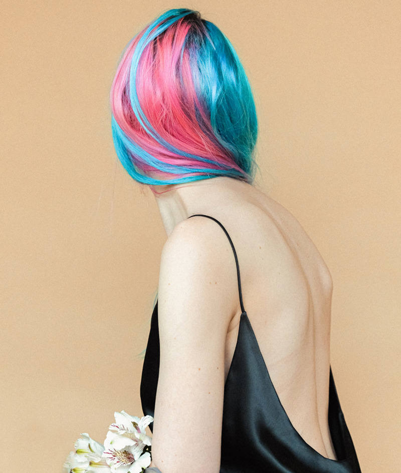 Многие не догадываются, что осанка напрямую влияет не только на то, как выглядит наше тело, но и на состояние кожи тела и лица