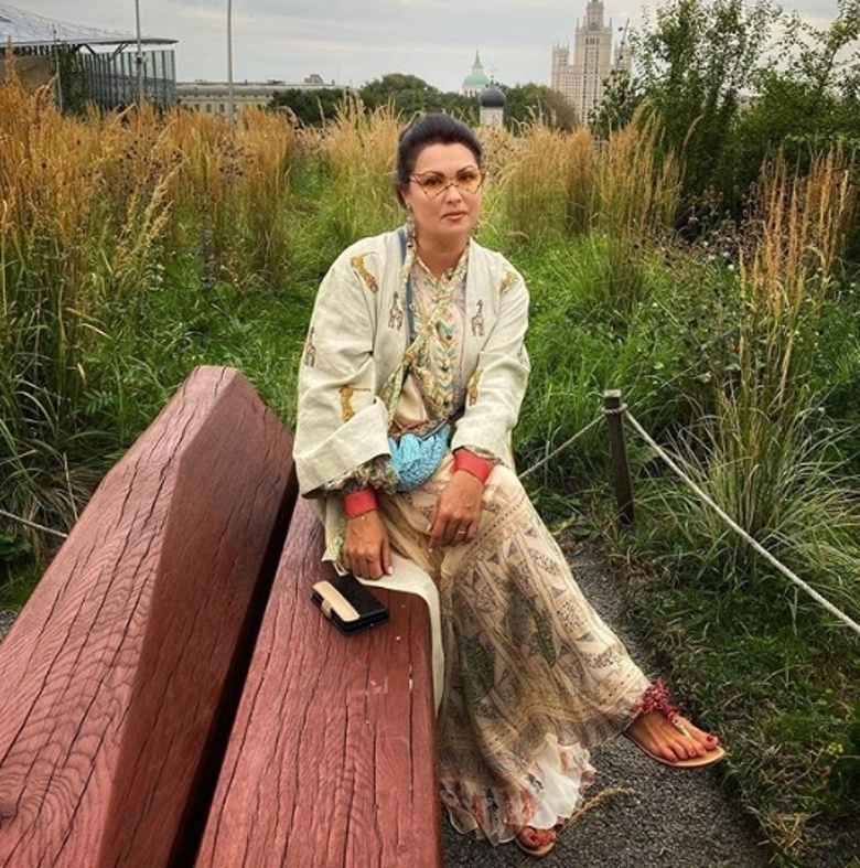 Анна Нетребко