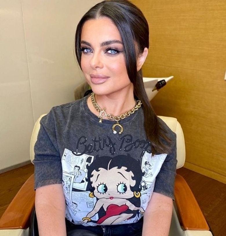 Наташа Королева