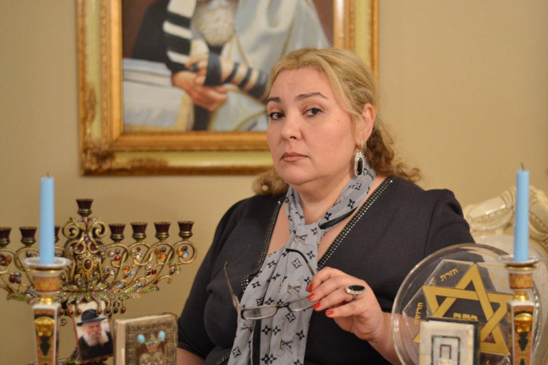 Александра Харрис