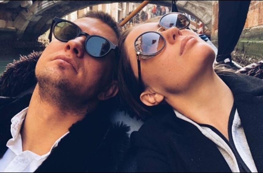 Агата Муцениеце и Павел Прилучный