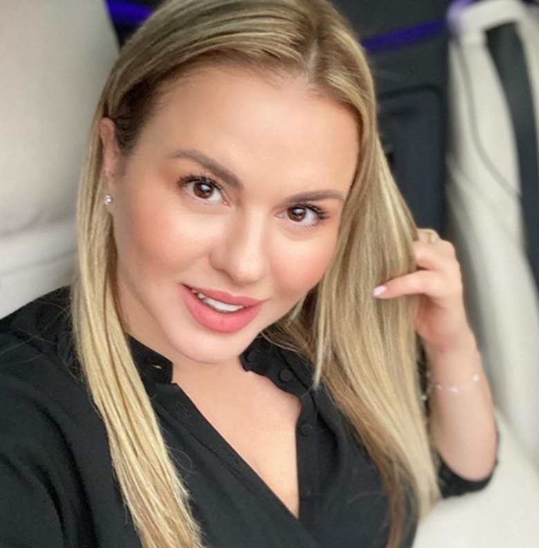 Анна Семенович