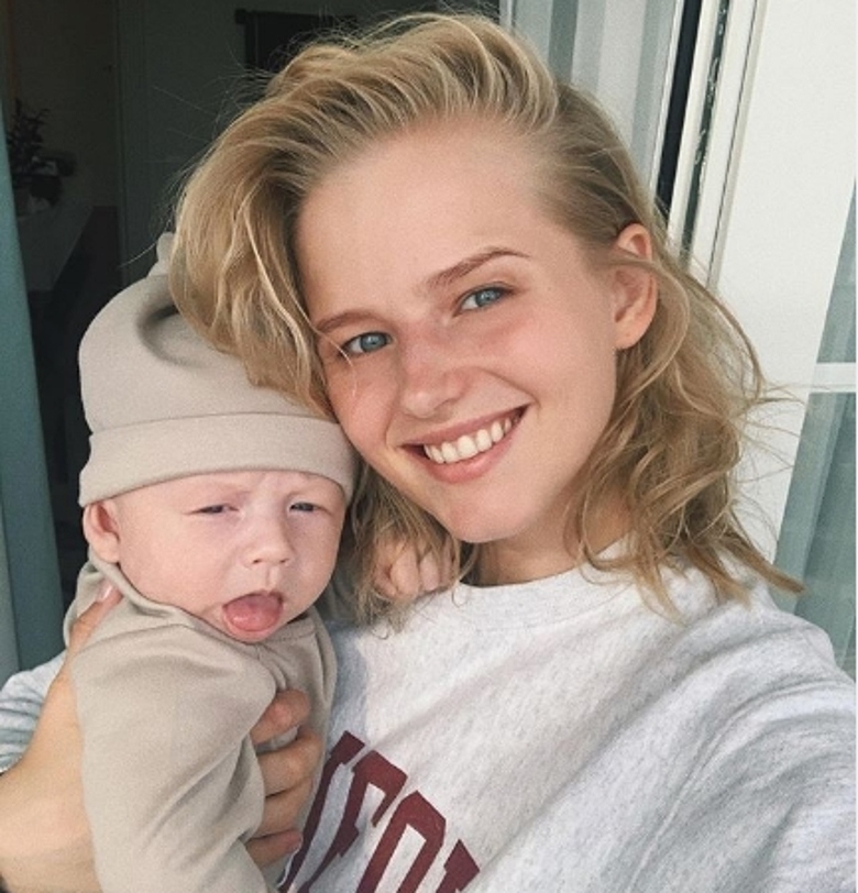 Александра Бортич с сыном