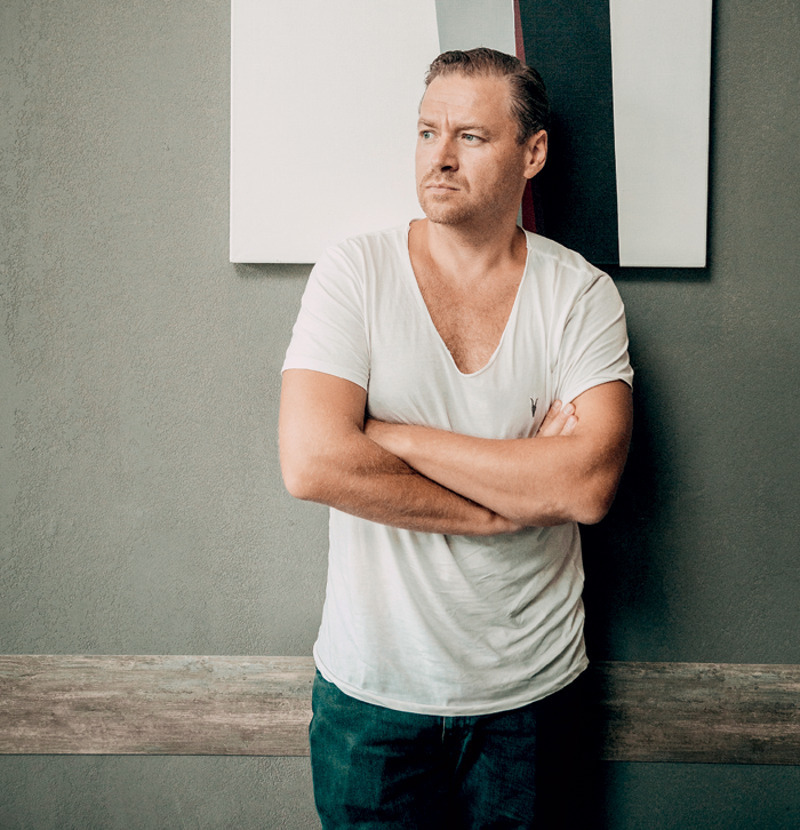 "Я пролежал в больнице почти месяц, и Анна много сил вложила в меня. Но чисто эмоционально уже не могла выдержать весь этот ужас"