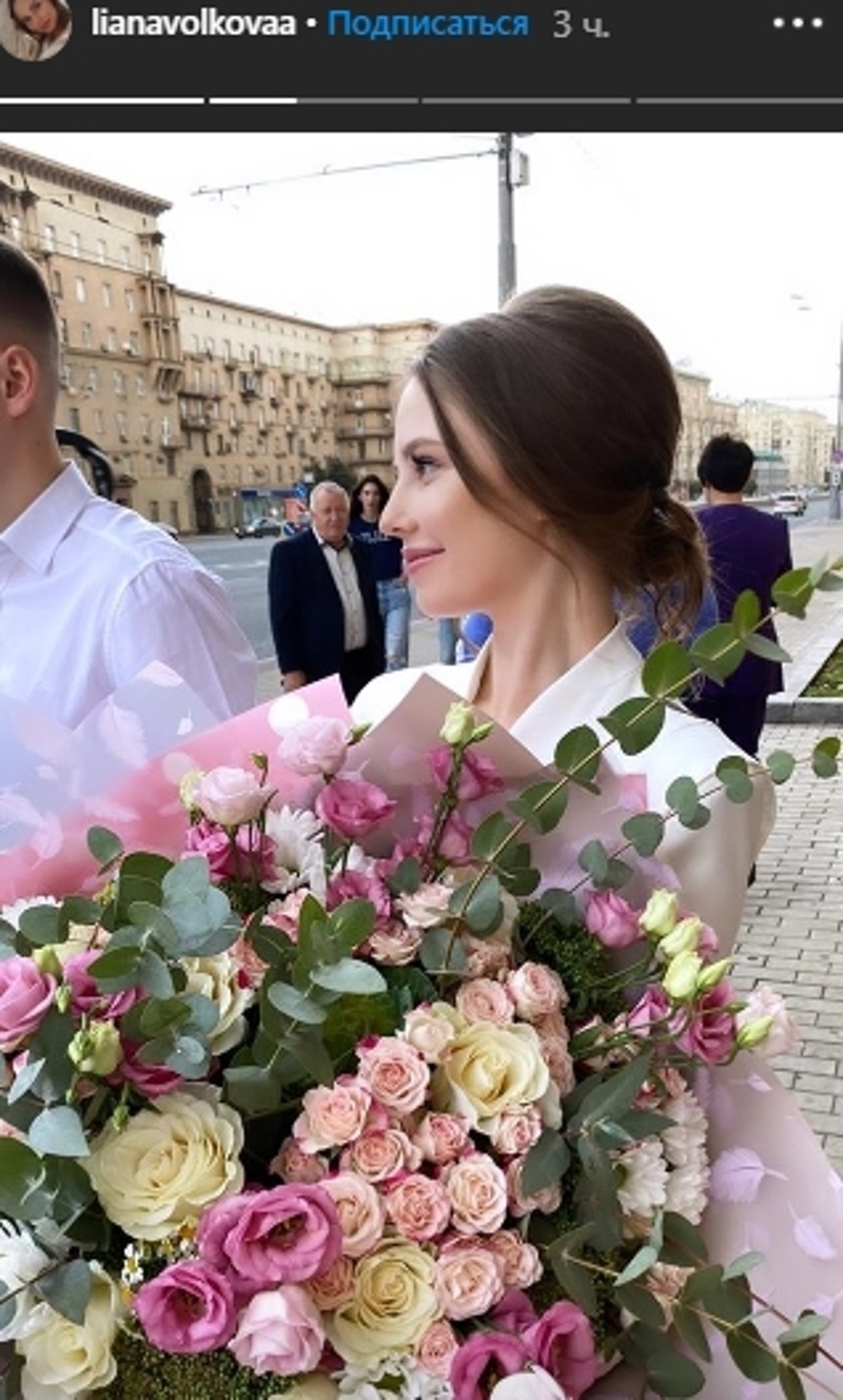 Младший сын Валерии женился на возлюбленной через месяц после помолвки