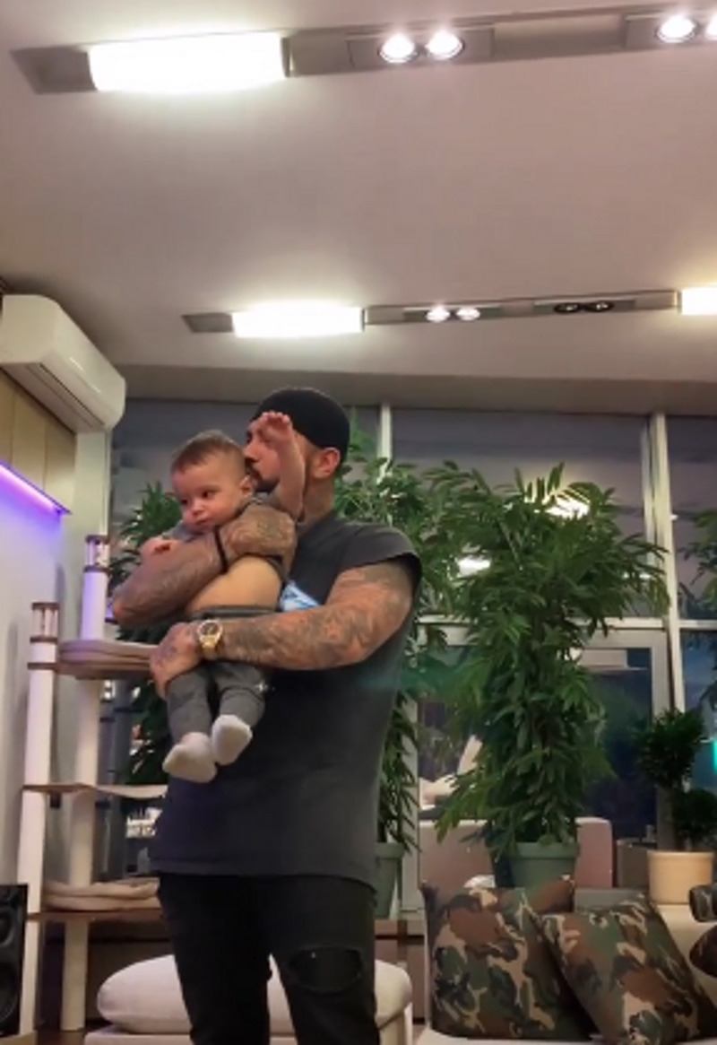 Тимати эти выходные проводит с сыном Ратмиром