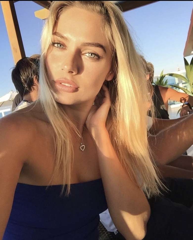 Предполагаемая беременность может стать первой для девушки