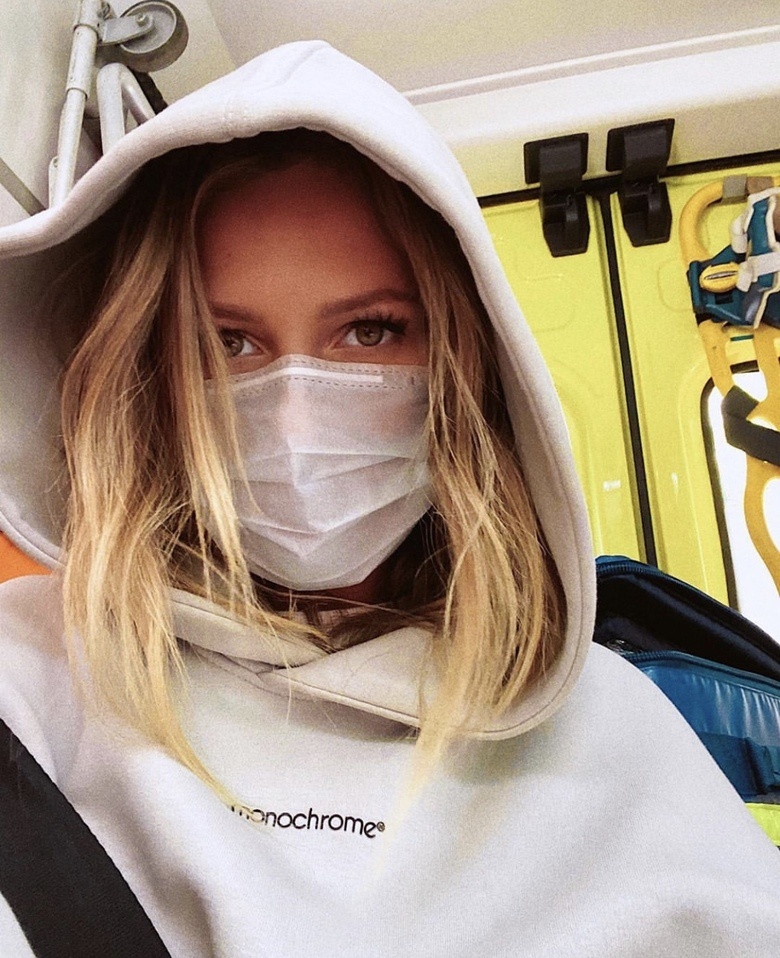 Певица призывает поклонников поберечь себя