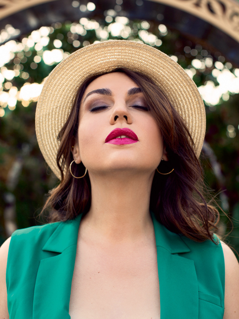 "Когда я похудела, толстушки, для которых я была мотиватором, стали писать мне гневные письма, что я предала сообщество plus size"