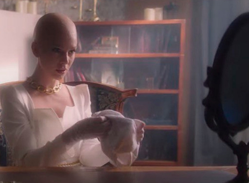 Певица всегда мечтала посмотреть, идет ли ей лысина