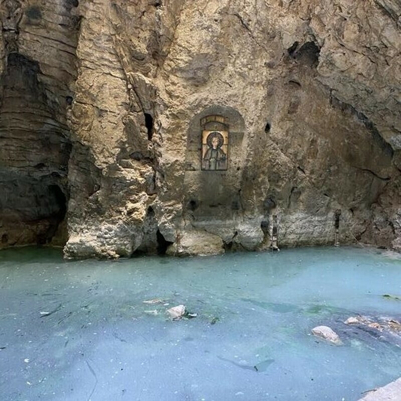 Озеро Провал