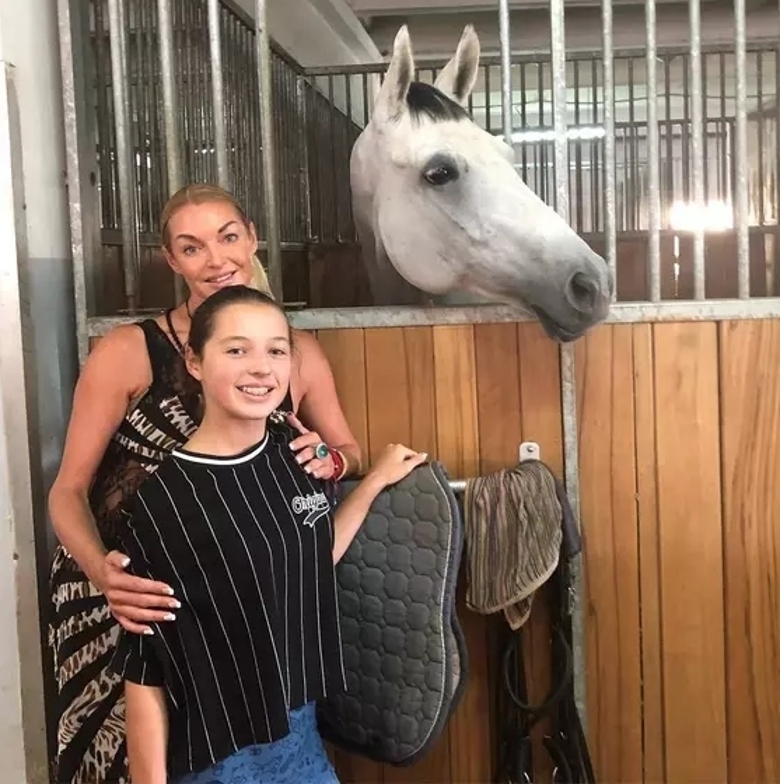 Анастасия Волочкова с дочкой Ариадной