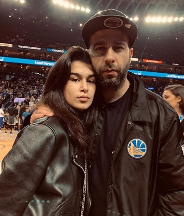 Иван Ургант с дочерью