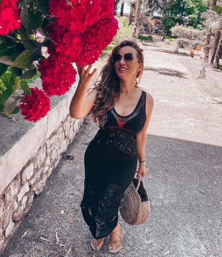 популярные личности едут на российский юг всей семьей