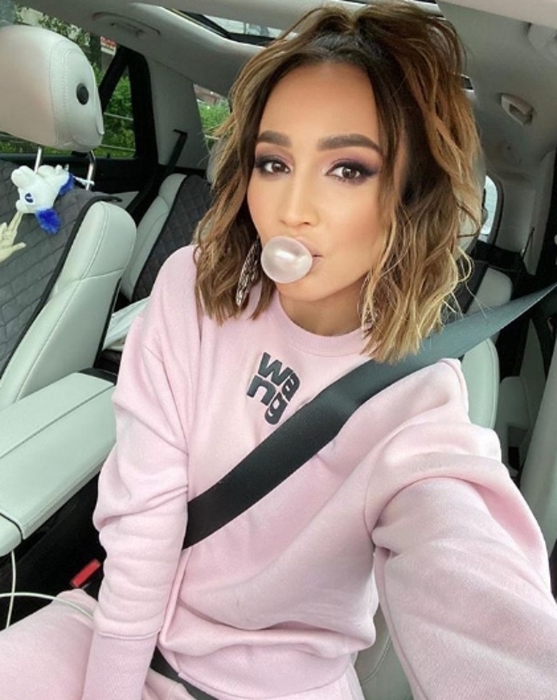 Ольга Бузова