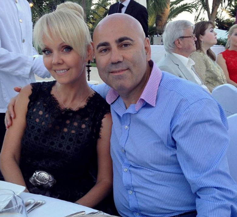 пара всегда с улыбкой относится к негативу от подписчиков