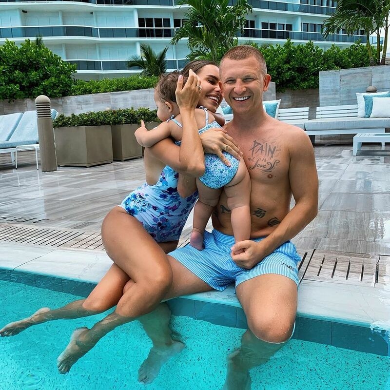 Ханна с семьей