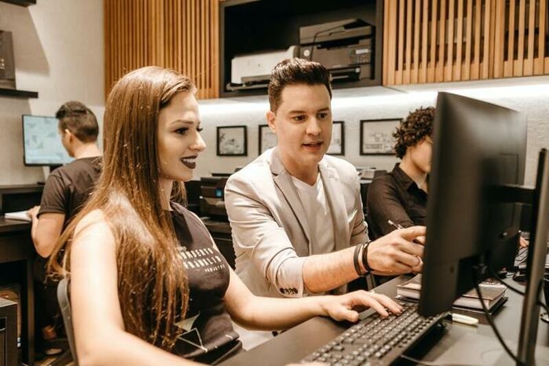 держите себя в руках