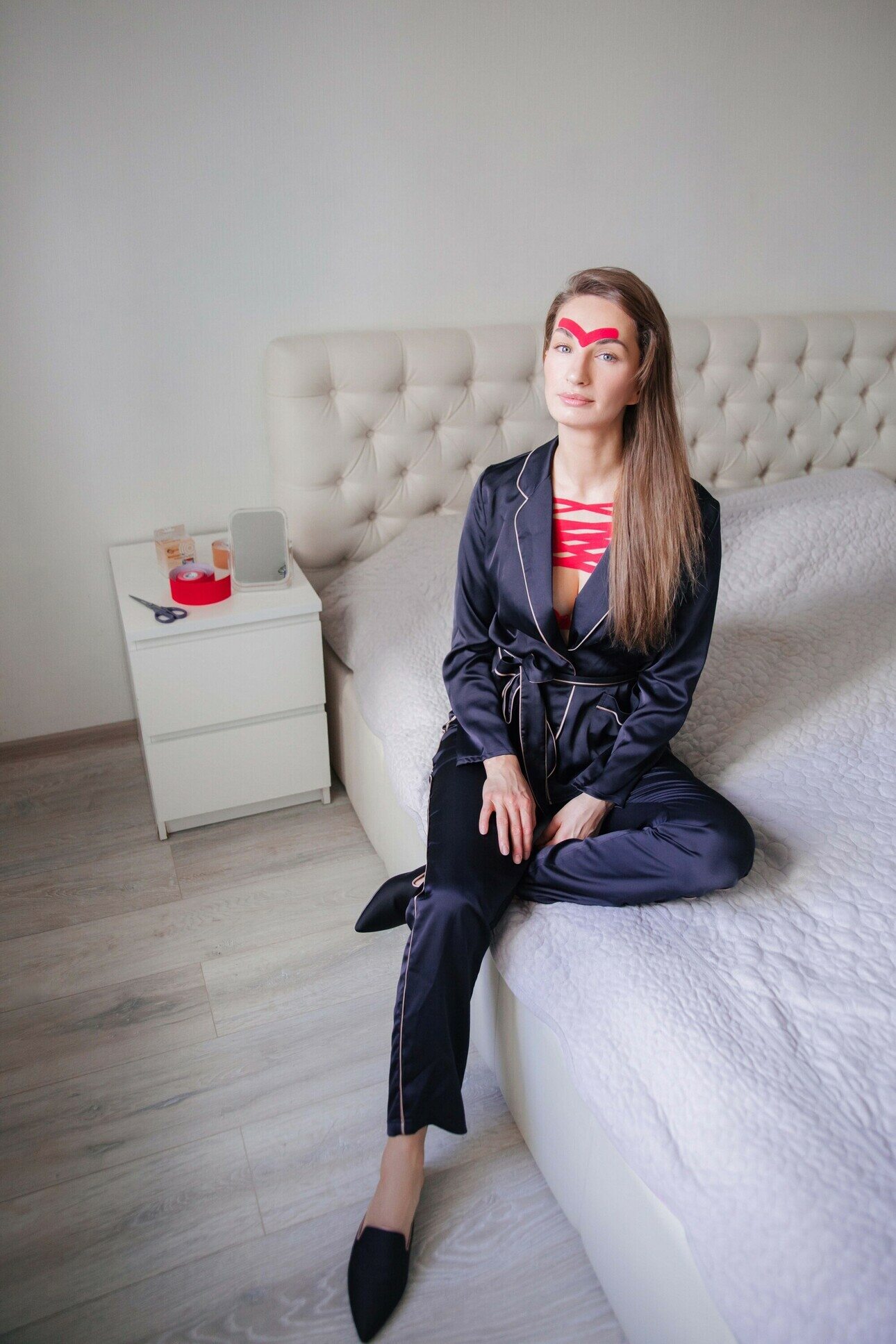 Тейпы особенно актуально носить дома во время самоизоляции