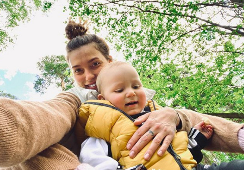 молодая мама делится секретами воспитания