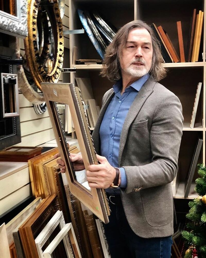 Никас Сафронов живет на одной улице с Надеждой Бабкиной