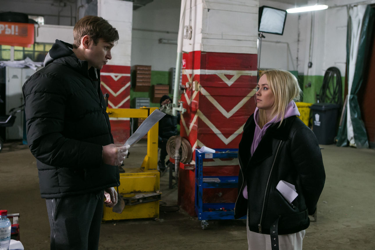 Сериалу "Реальные пацаны" в этом году исполняется 10 лет. Все эти годы Зоя успешно играет роль жены Коляна