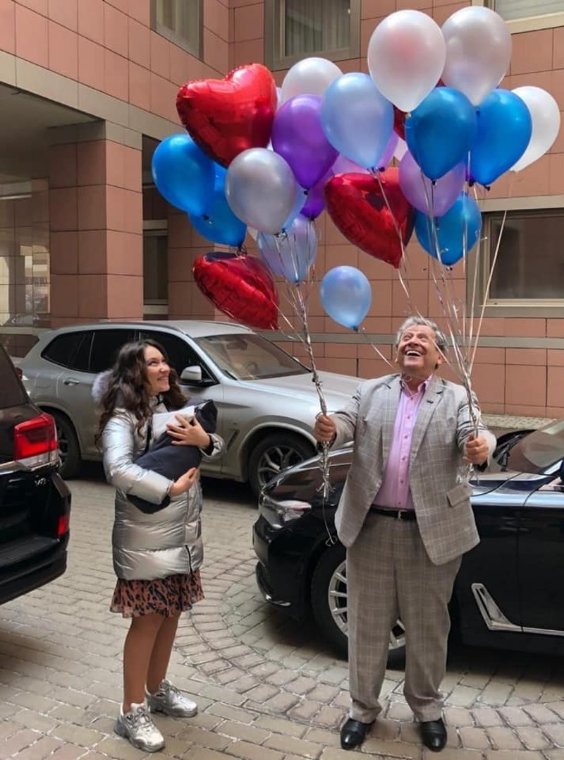 8 апреля у Бориса Грачевского родился сын