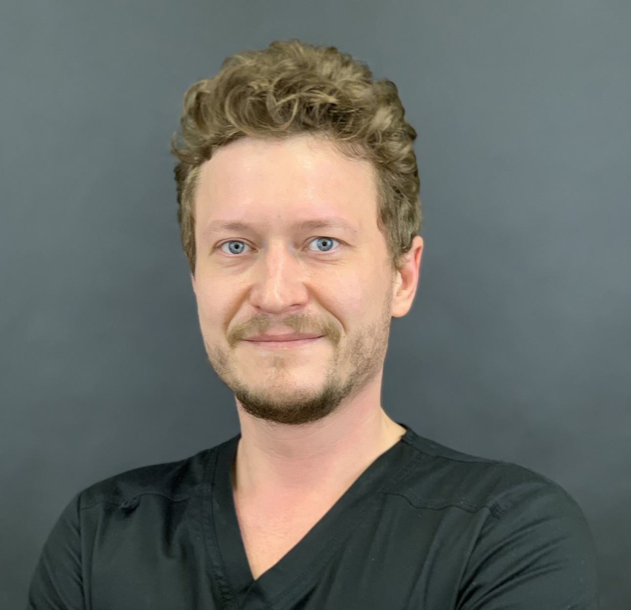 Пластический хирург Глеб Тумаков