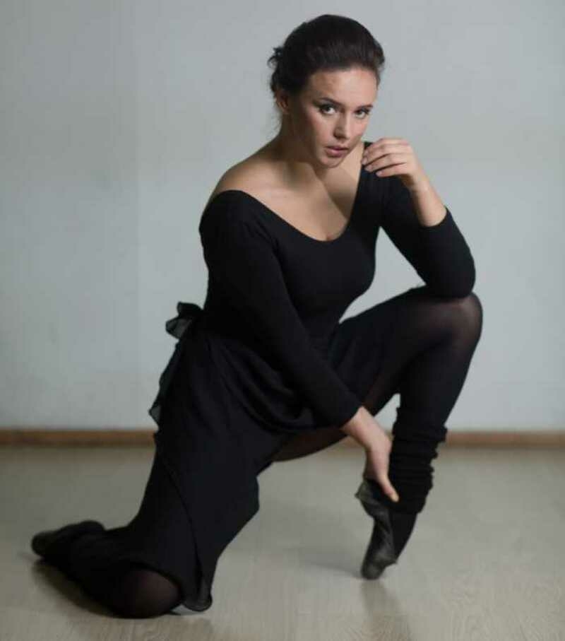 «Думаю, важно то, что я с детства танцую. Хореография позволяет добиться хорошей осанки. Осанка помогает правильно себя подавать, нести»