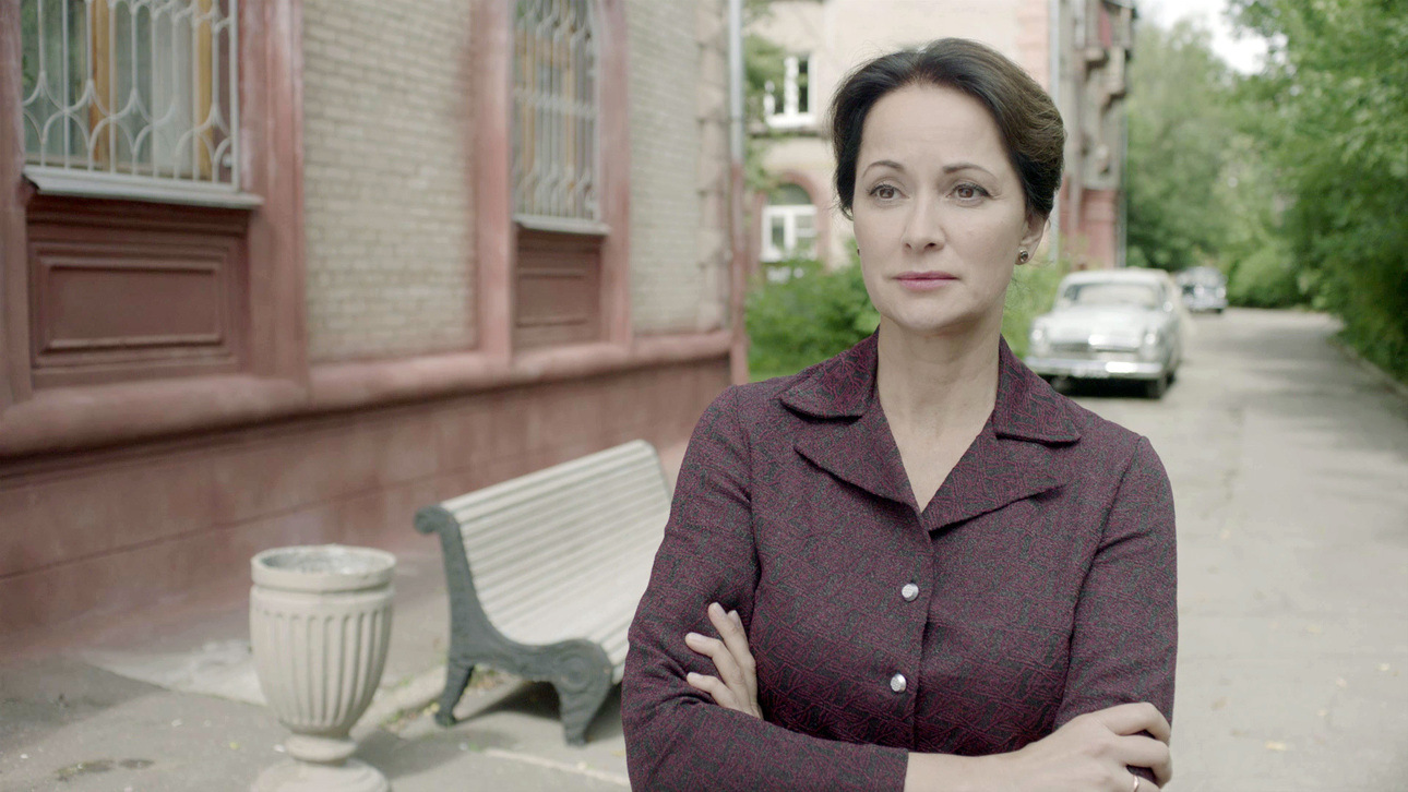 Ольга Кабо, которая сыграла роль Риммы Спасской, призналась, что быстро нашла общий язык с молодыми актерами на съемочной площадке. А с Марией Луговой довольно дружно делила один актерский вагончик