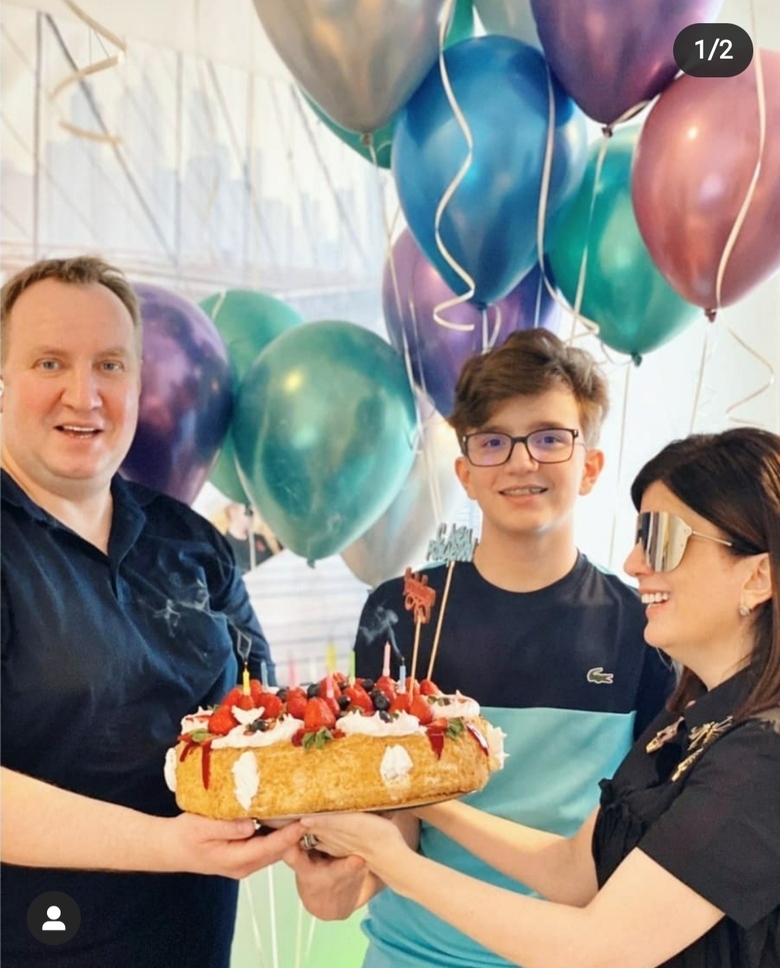 Диана Гурцкая с мужем Петром Кучеренко и сыном Костей