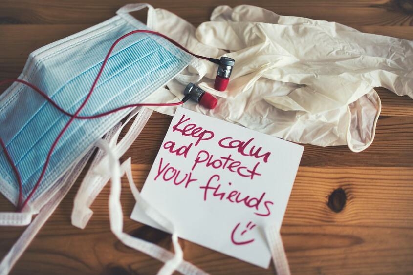 Число зараженных COVID-19 в России увеличилось