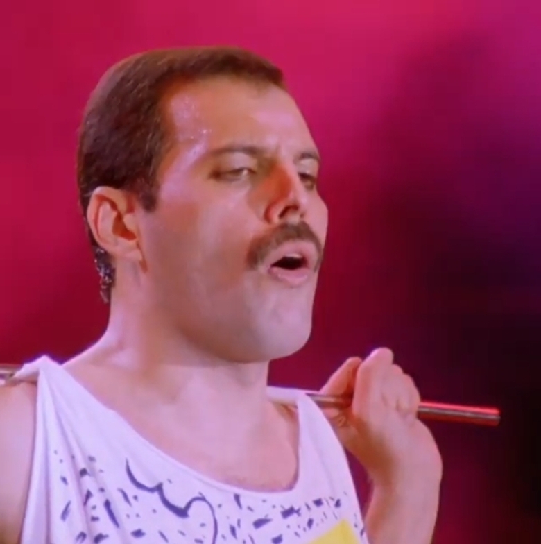 Фредди Меркьюри