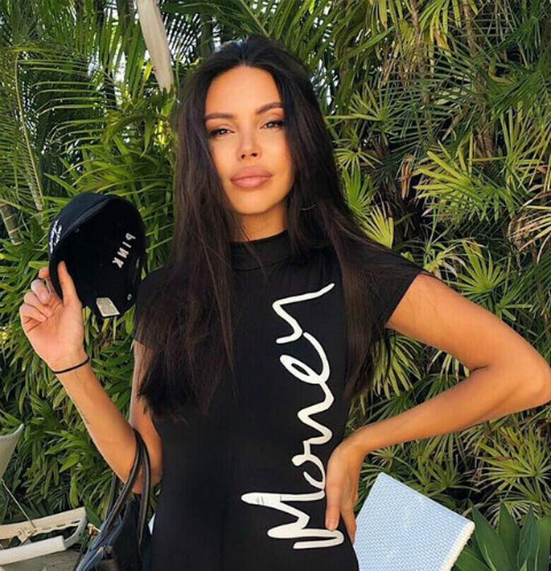 Оксана Самойлова пытается начать жить заново