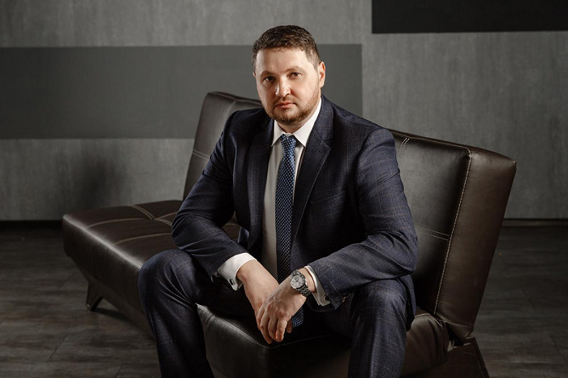 Антон Пивоваров