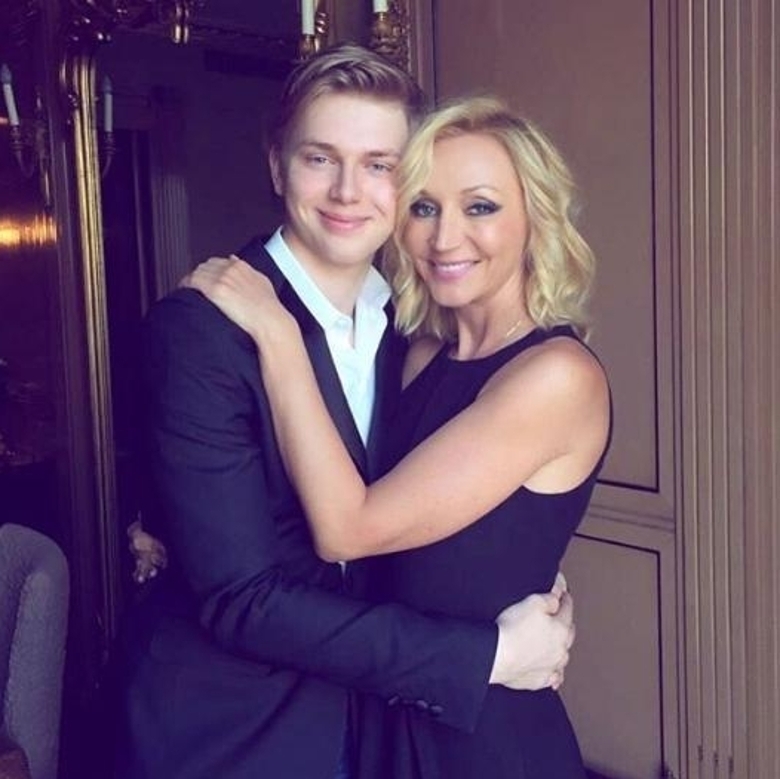 ДЕНИ БАЙСАРОВ И КРИСТИНА ОРБАКАЙТЕ