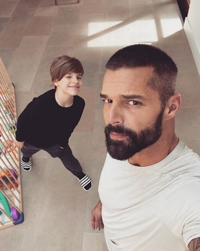 Рики Мартин