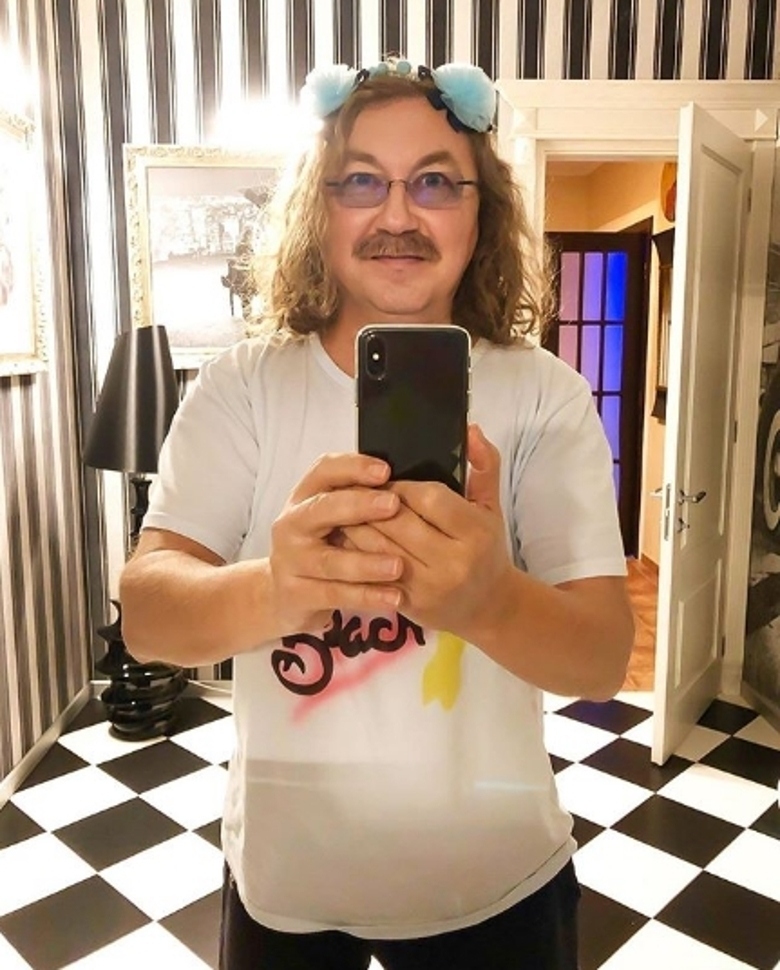 Игорь Николаев