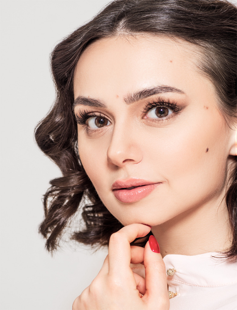 Актриса Катрин Ассии