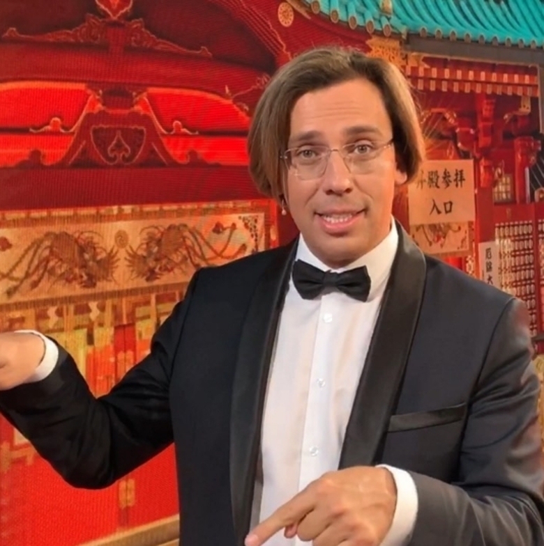 Максим Галкин