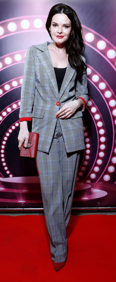 Анна Пескова ошиблась с обувью