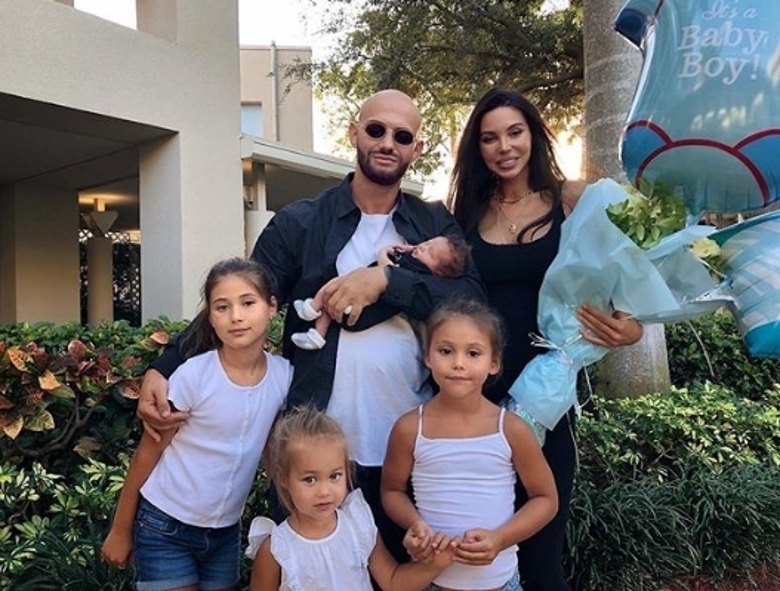 Джиган и Оксана Самойлова с детьми