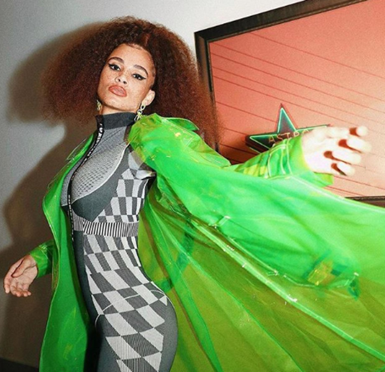 Неоновые оттенки в тренде