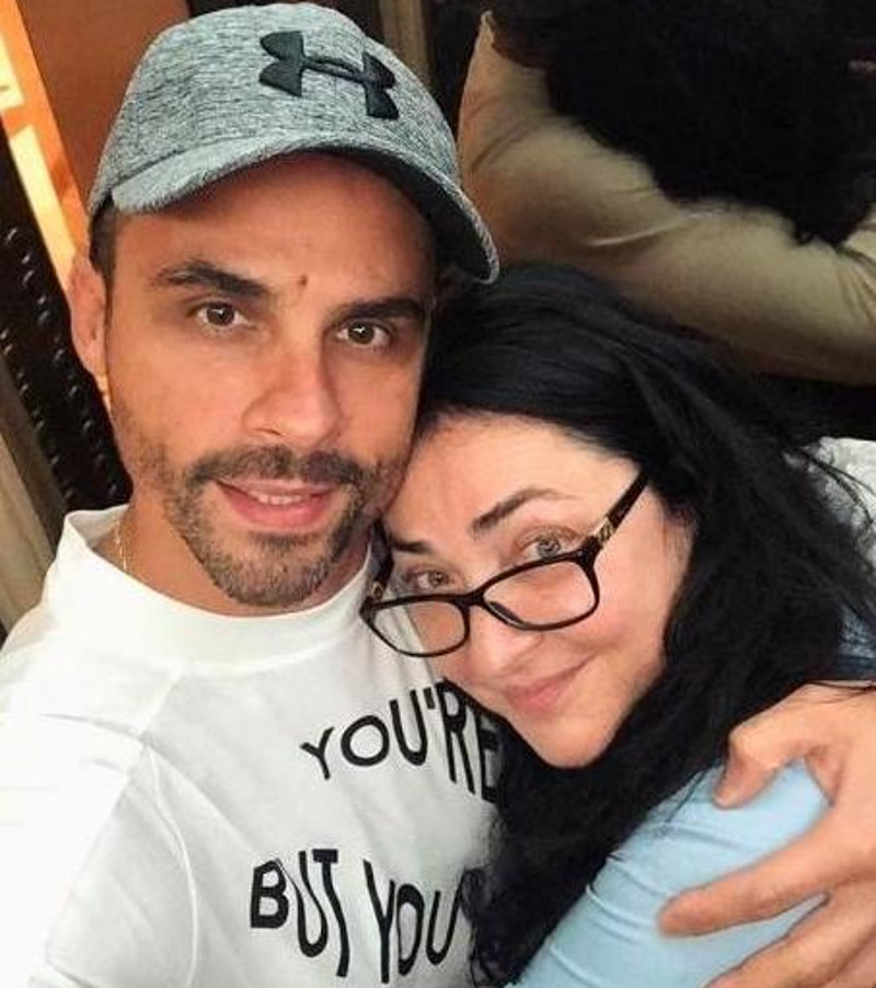 Лолита утверждает, что ее пятый брак с Дмитрием Ивановым был фиктивным