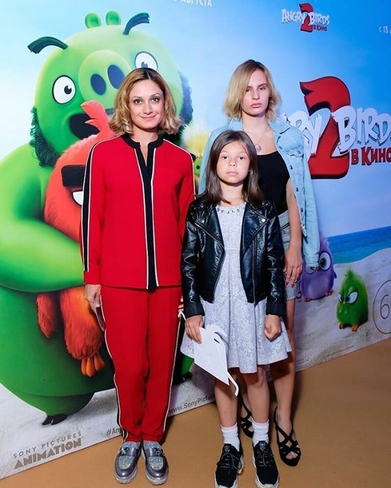 Карина Мишулина старается проводить все свое свободное время с детьми