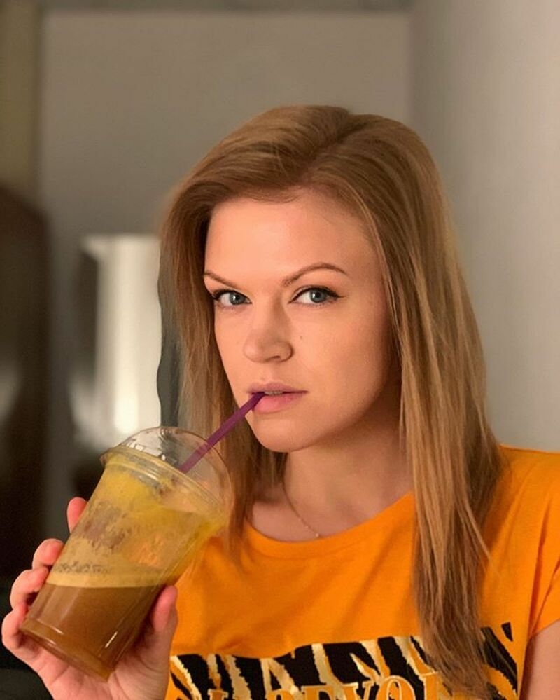 Анна Котова-Дерябина