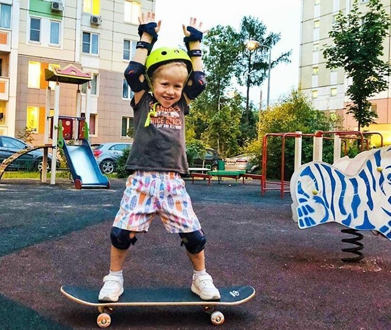 Сыну актера Льву в этом году исполнится шесть лет