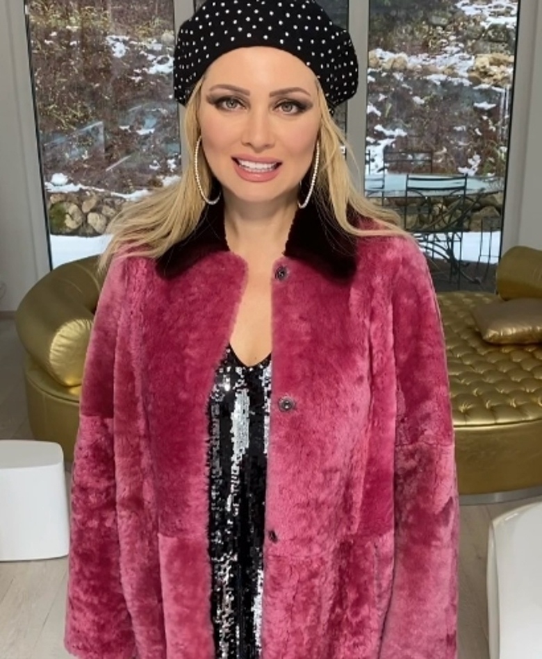 Лена Ленина